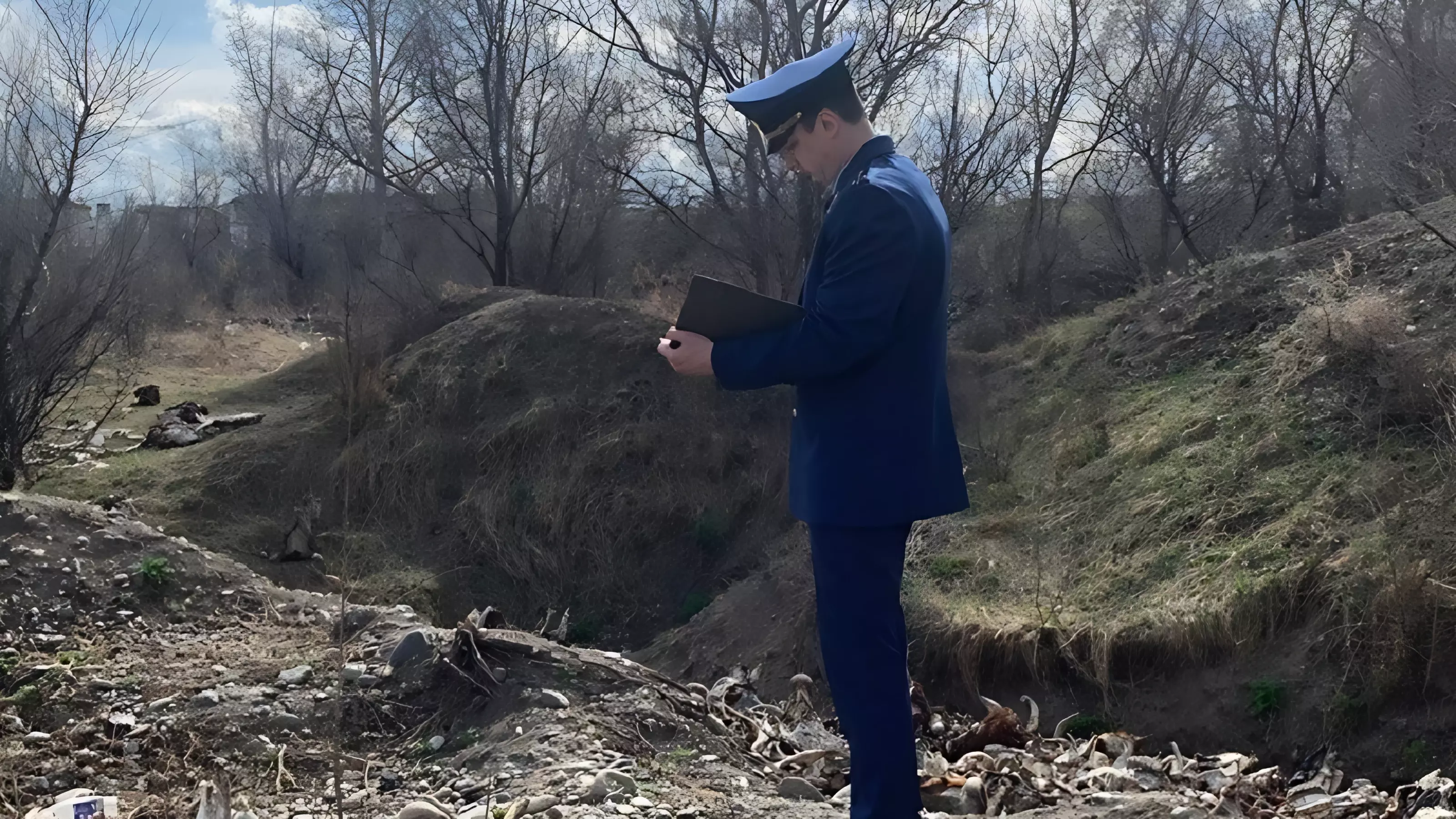 Прокуратура потребовала очистить Усть-Абакан от отходов животноводства