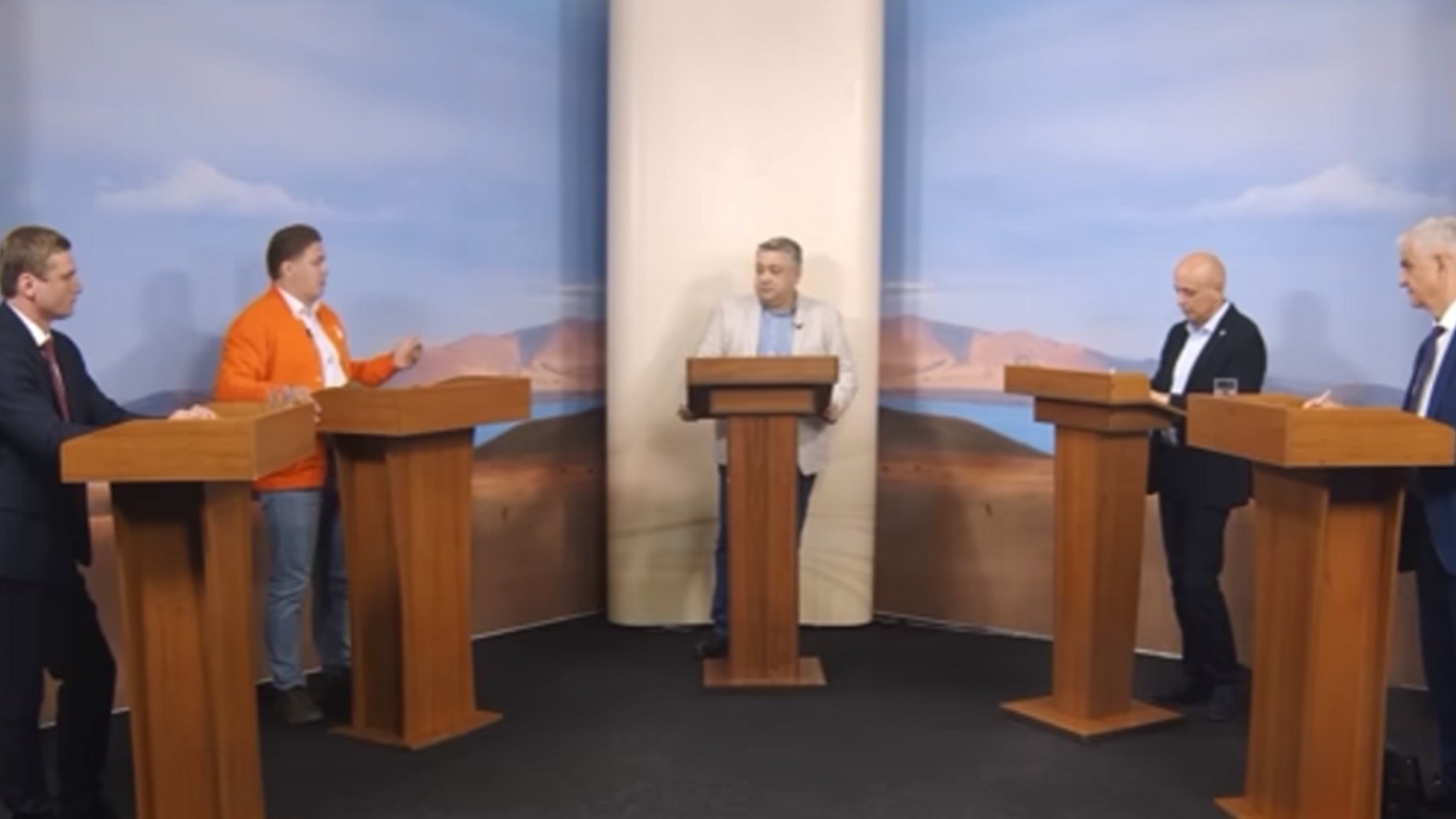 Эксперты оценили уже завершившееся дебаты в Хакасии