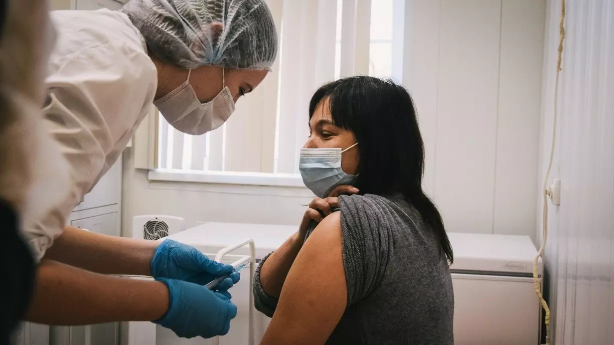 В Хакасии запустили «горячую линию» по вопросам вакцинации
