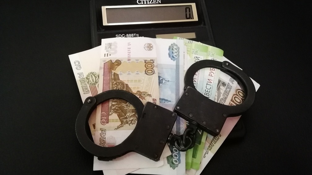 В Хакасии осудят за взятку экс-начальника одного из подразделений РЖД